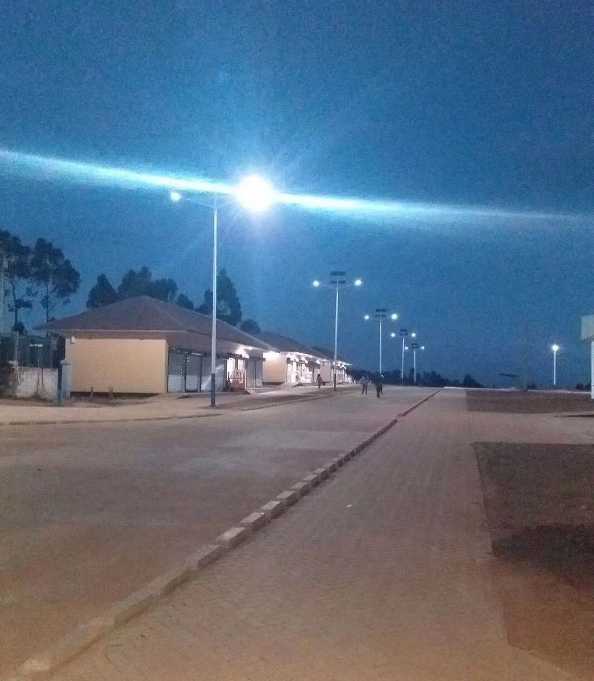 德阳市非洲科特迪瓦太阳能路灯工程